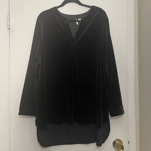 Cato Misses‎ Size 18/20W Black Velvet Pullover Hi-Lo Tunic Side Slit Grunge Goth - Picture 1 of 9